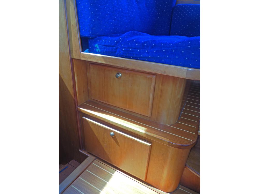 Stuurhuis, Accommodatie